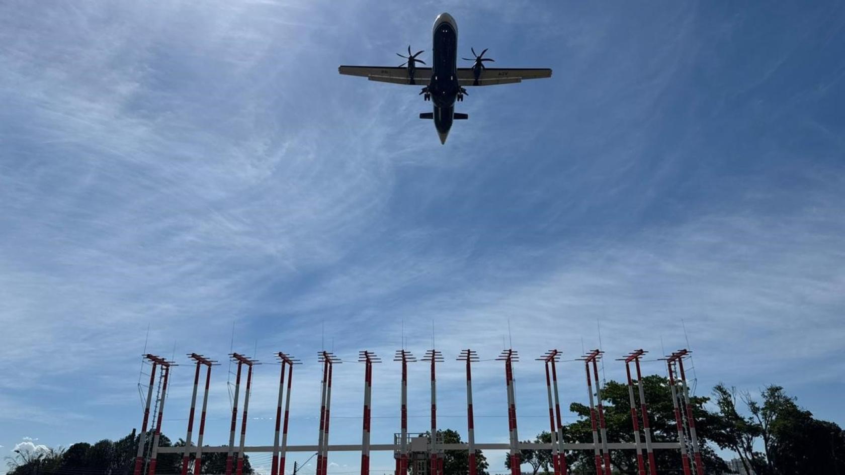Aeropuerto de Londrina comienza a operar con nuevo Sistema de Aterrizaje ILS