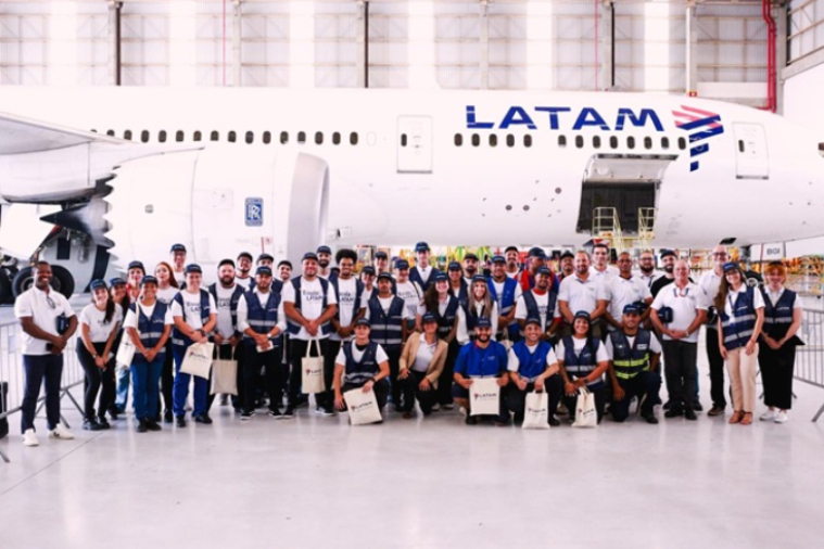 LATAM expande Escola de Mecânicos para o Centro de Manutenção de Guarulhos após sucesso no MRO