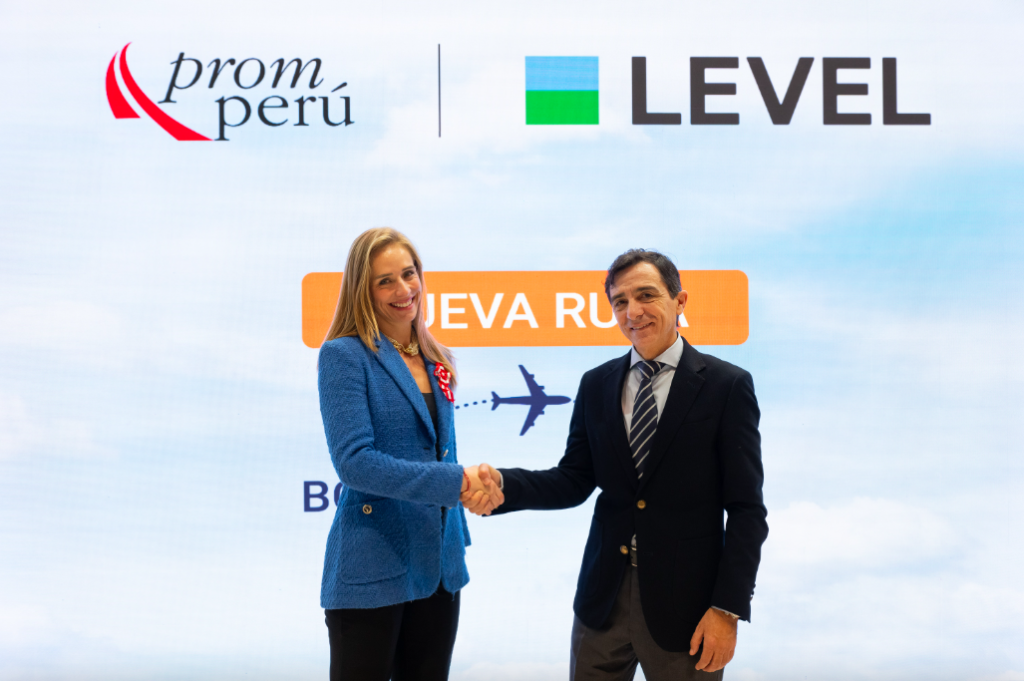 FITUR 2026: LEVEL presenta con Promperú el único vuelo directo entre Barcelona y Lima