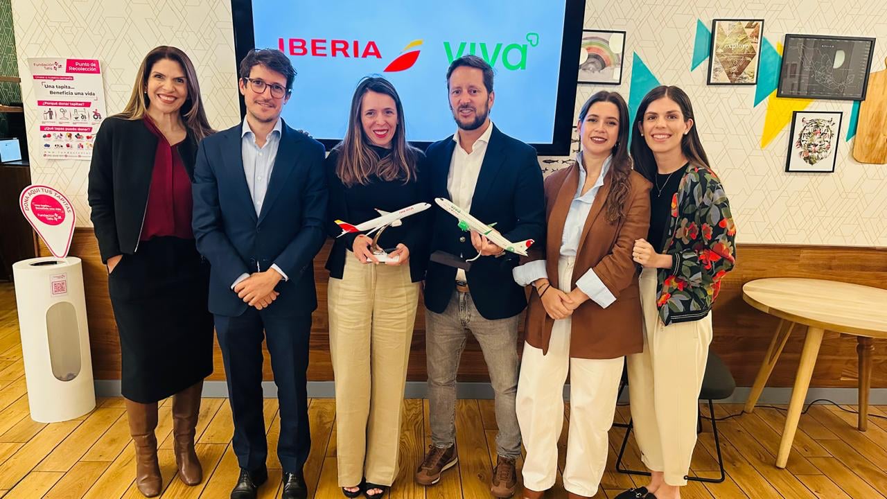 Viva e Iberia amplían alianza y facilitan vuelos entre México y Europa