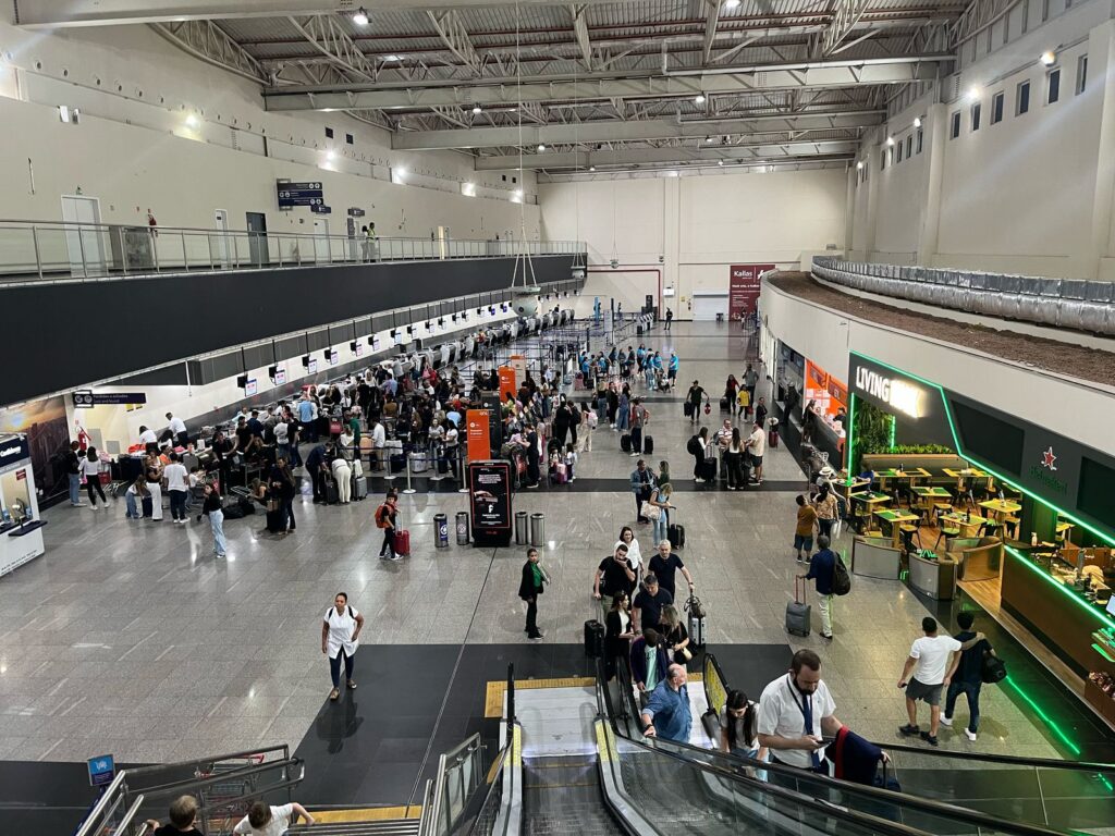 Aeroporto de Goiânia espera 11% mais passageiros no período de Carnaval, em relação ao ano anterior