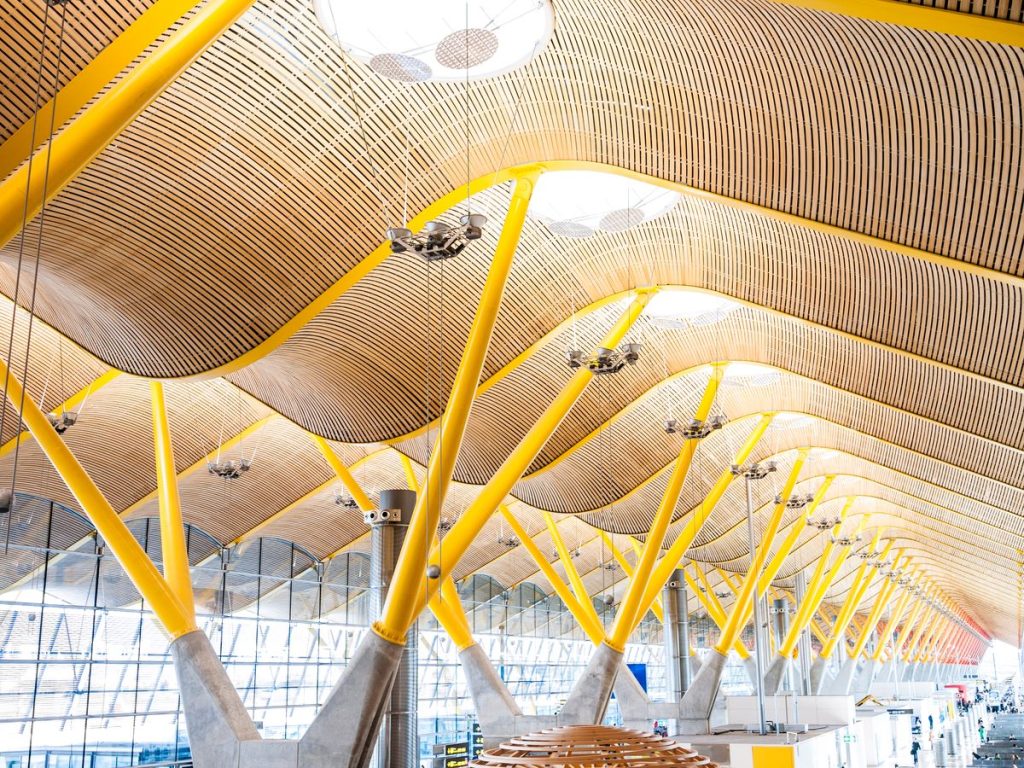 Airlines Call for Annual 4.9% Reduction in Spanish Airport Charges