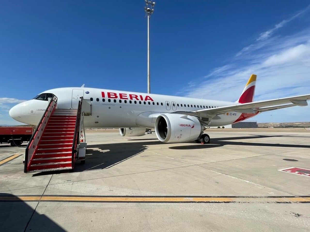 El Grupo Iberia aumenta un 35% su operativa para la final de la Copa del Rey en Sevilla