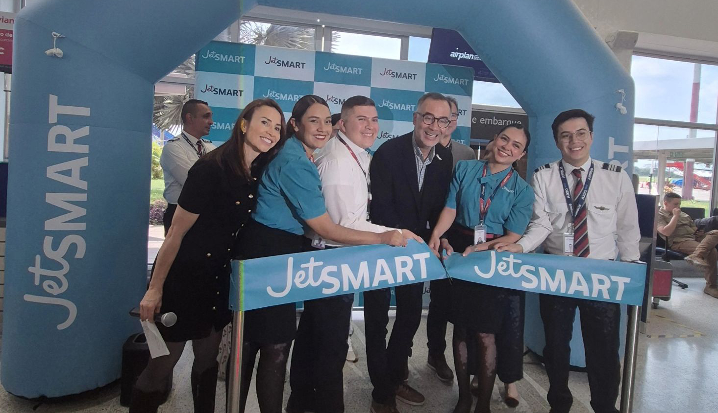 JetSMART inicia operaciones entre Montería y Bogotá