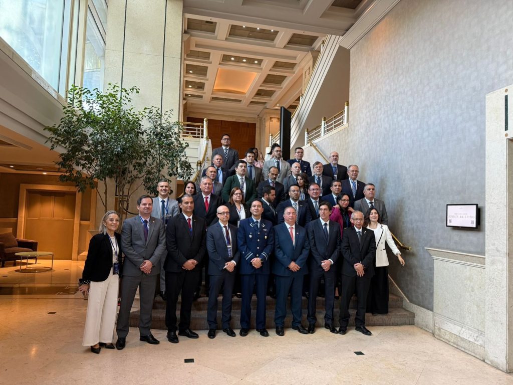 Gobiernos firman Alianza Estratégica por la Sostenibilidad y la Transición Energética en América Latina