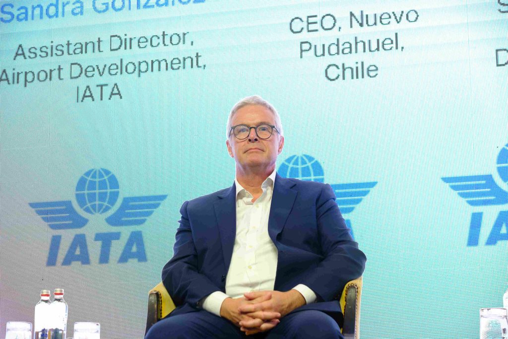 Nicolás Claude, gerente general de Aeropuerto Santiago, pone foco en la gobernanza para una operación más eficiente y ce